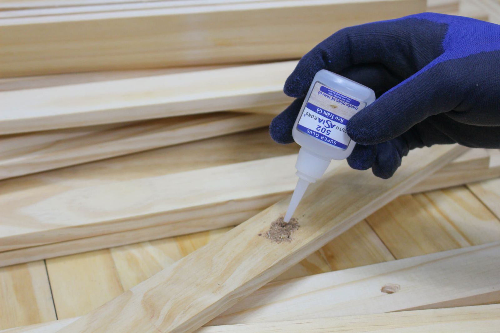 keo-502-tram-go-asia-chuyen-dung-de-tram-go-hieu-asia